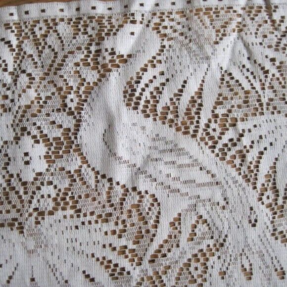 Lace Valance with Peacock Birds White 1 yard VTG - Picture 3 of 4